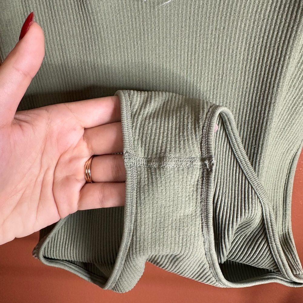 Zara Ribbed Body Suit - Picture 5 of 5